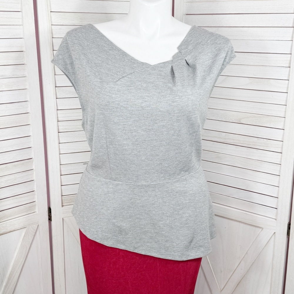 6th & LN Lane‎ Bryant Asymmetrical Peplum Sleeveless Knit Top Grey 18